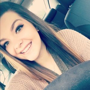 Meet your Posher, Caitlynn